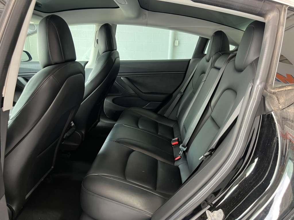Tesla Model 3 Base 2018