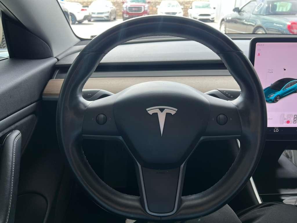 Tesla Model 3 Base 2018