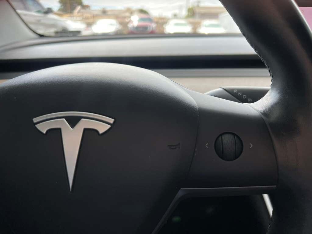 Tesla Model 3 Base 2018