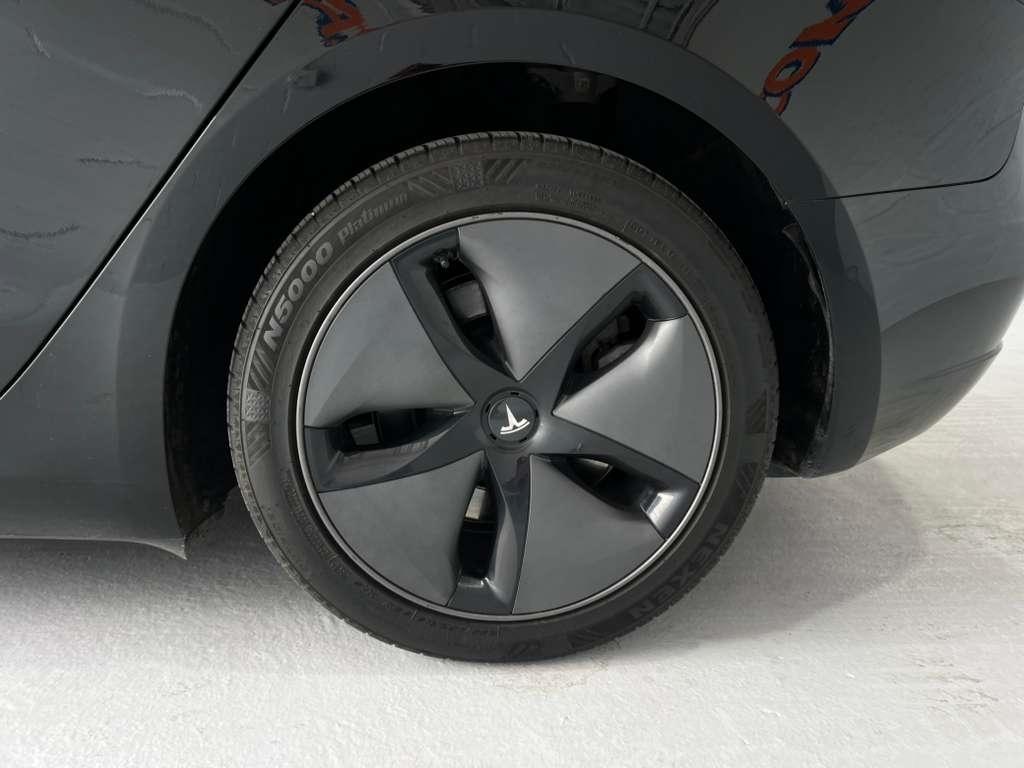 Tesla Model 3 Base 2018