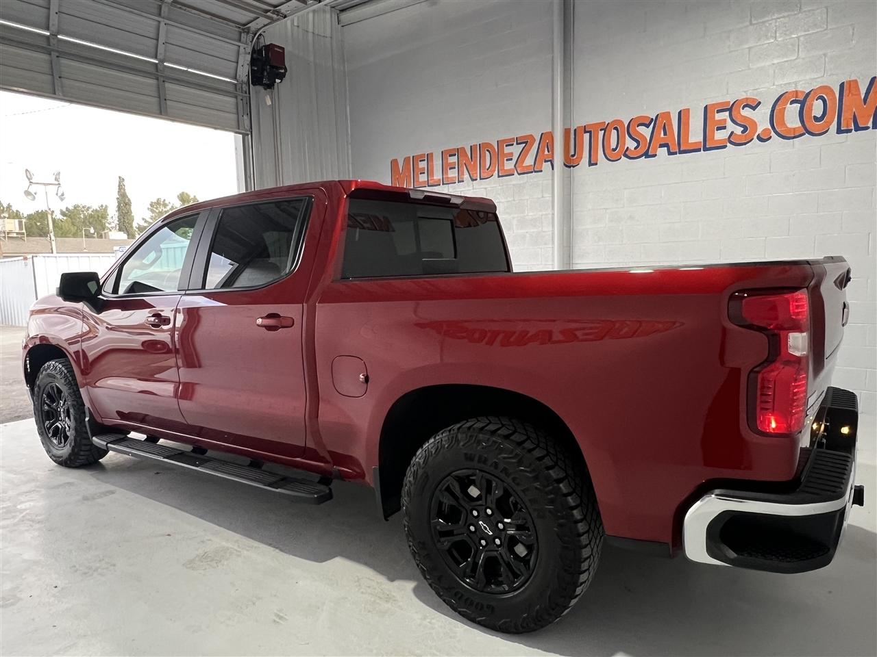 Chevrolet Silverado 1500 LT Crew Cab 4WD 2022