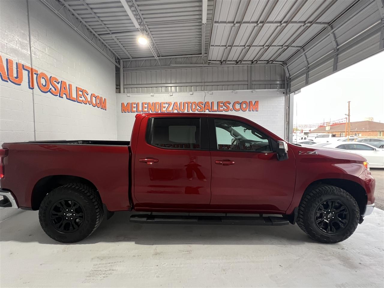Chevrolet Silverado 1500 LT Crew Cab 4WD 2022