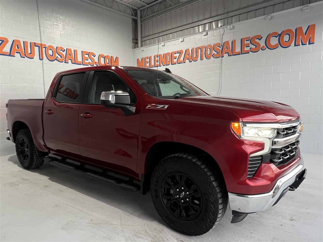 Chevrolet Silverado 1500 LT Crew Cab 4WD 2022