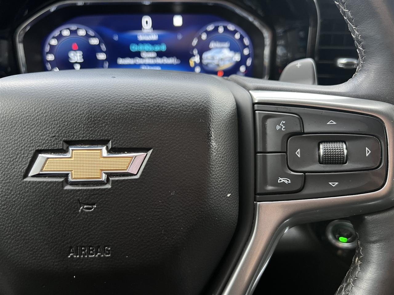 Chevrolet Silverado 1500 LT Crew Cab 4WD 2022