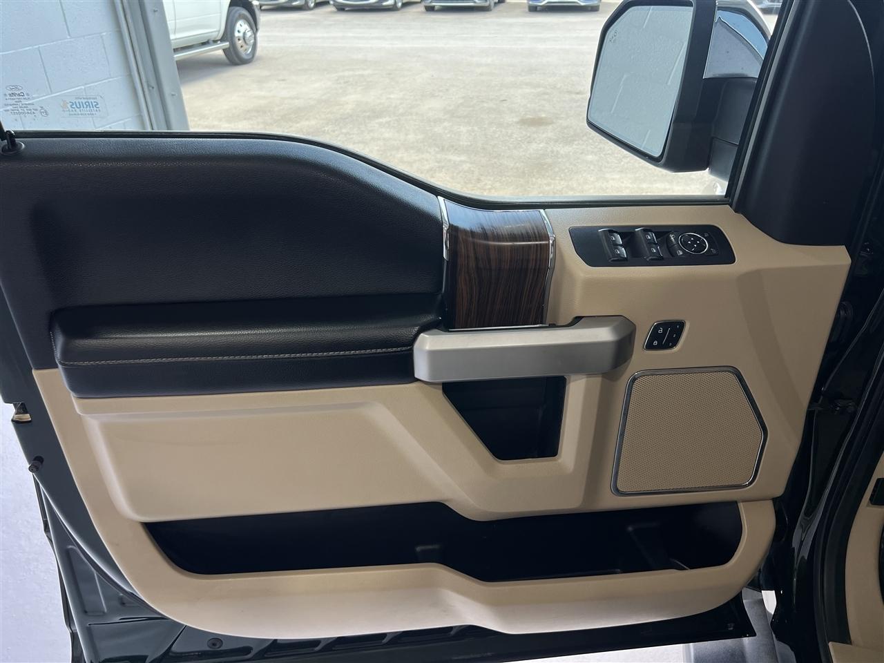 Ford F-150 Lariat SuperCrew 6.5-ft. Bed 4WD 2015