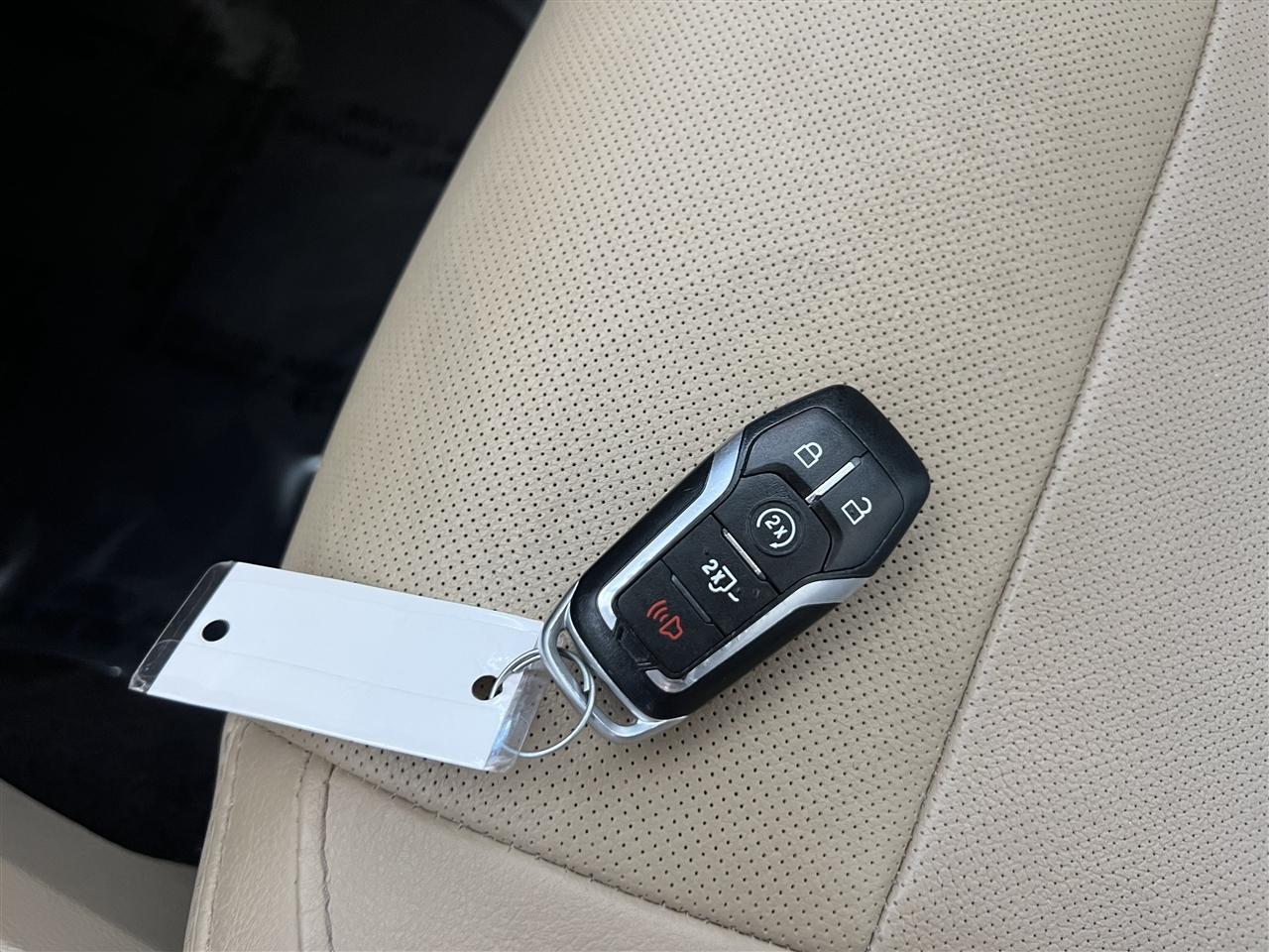 Ford F-150 Lariat SuperCrew 6.5-ft. Bed 4WD 2015