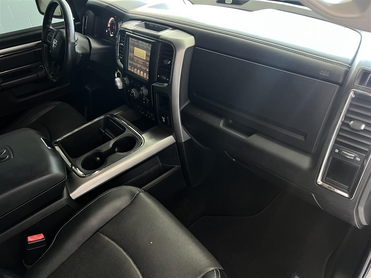 RAM 1500 Sport Crew Cab SWB 2WD 2017