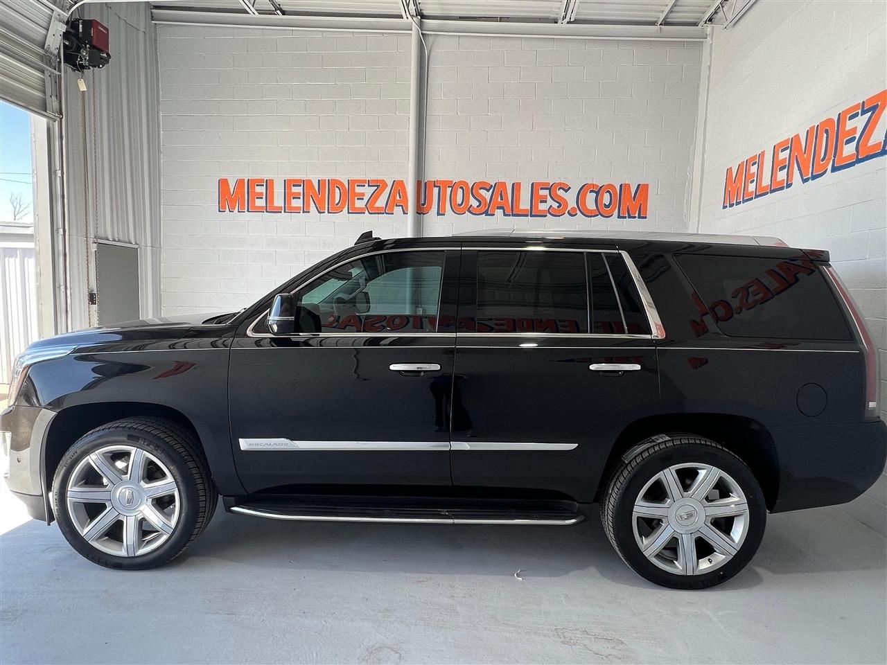 Cadillac Escalade Luxury 2WD 2018