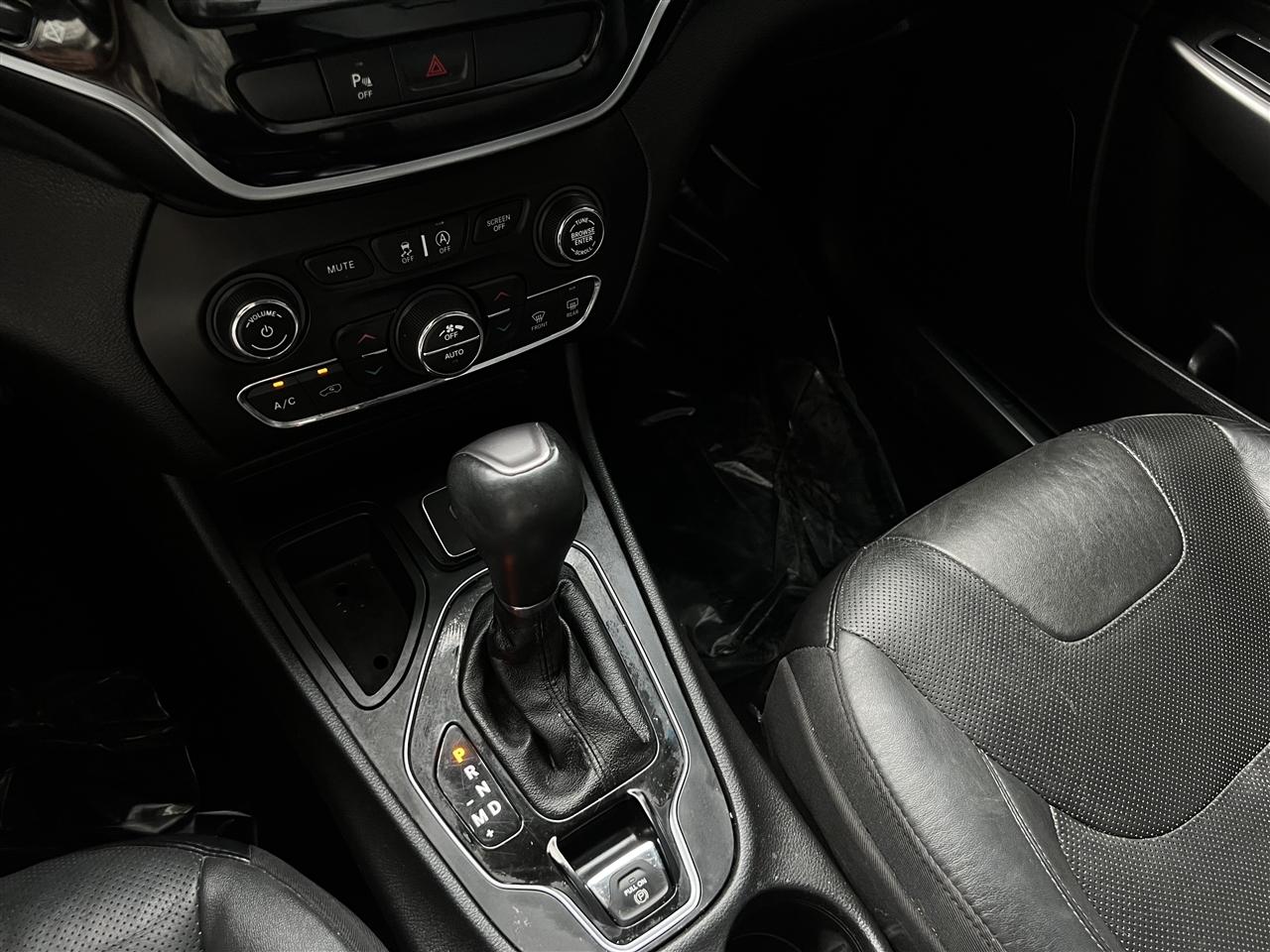 Jeep Cherokee Limited FWD 2020