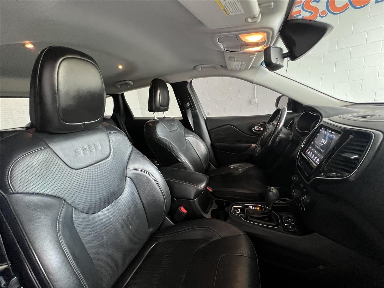 Jeep Cherokee Limited FWD 2020