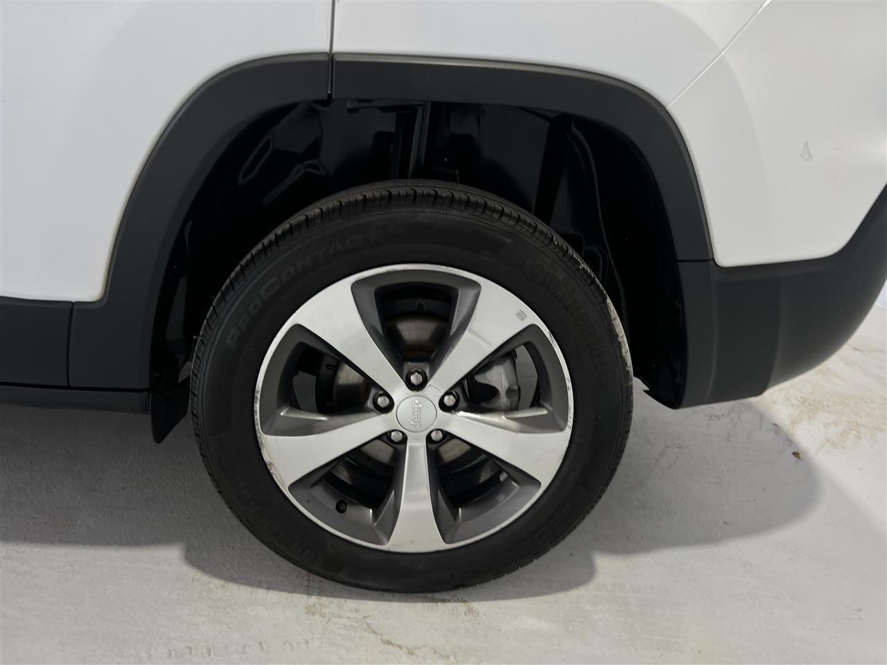 Jeep Cherokee Limited FWD 2020