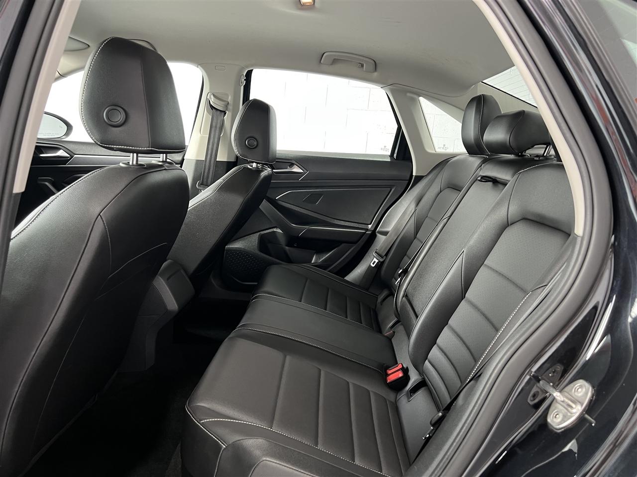 Volkswagen Jetta  2024