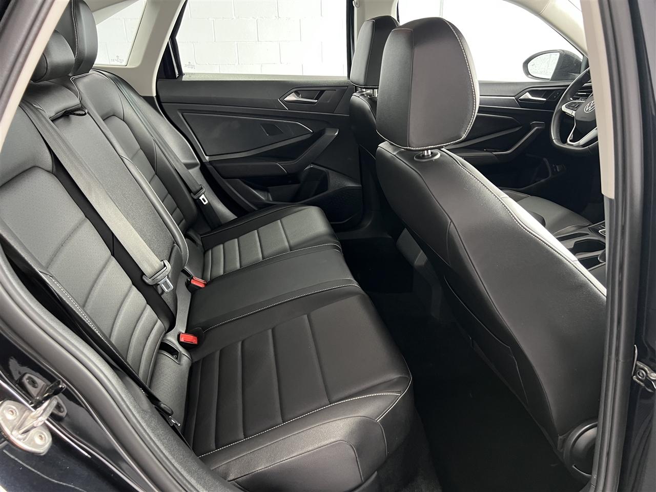 Volkswagen Jetta  2024