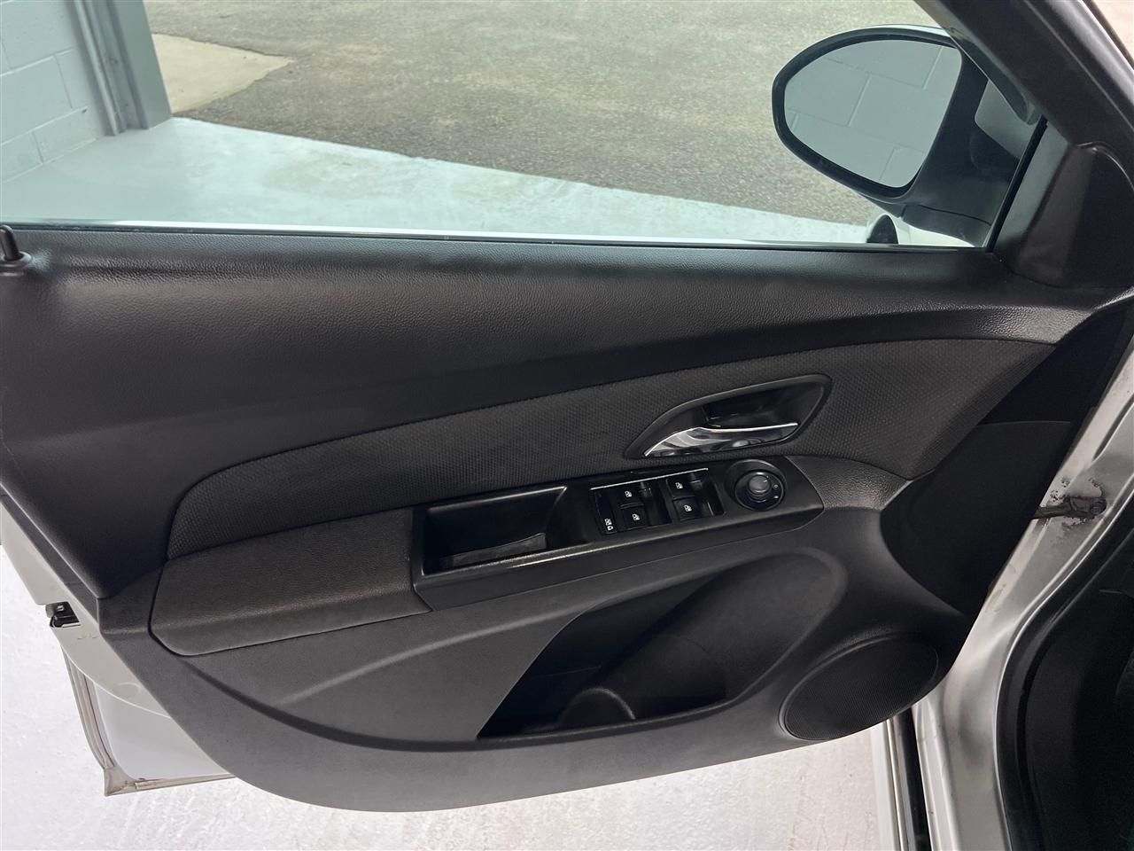 Chevrolet Cruze 1LT Auto 2013