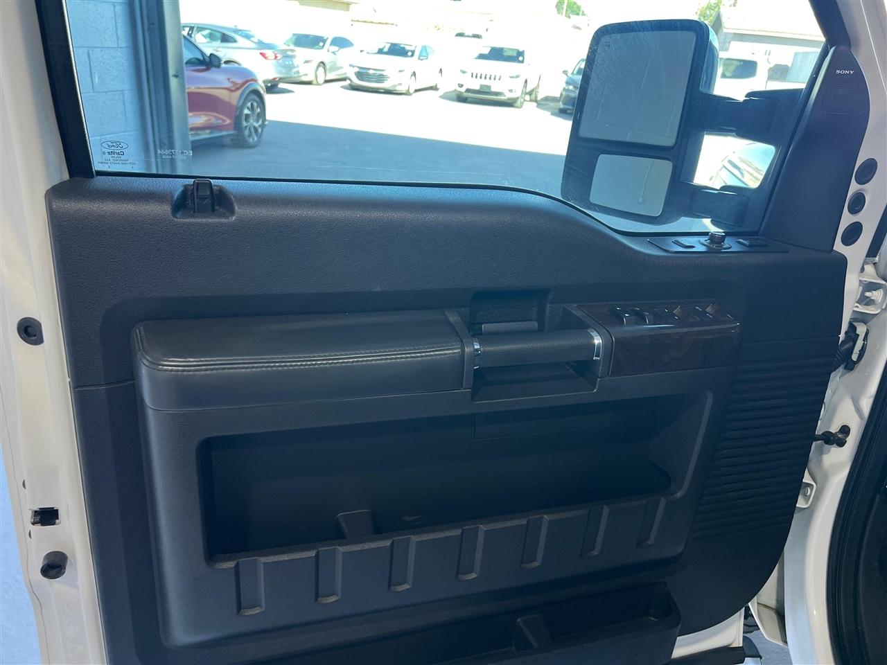 Ford F-250 SD Lariat Crew Cab 4WD 2016