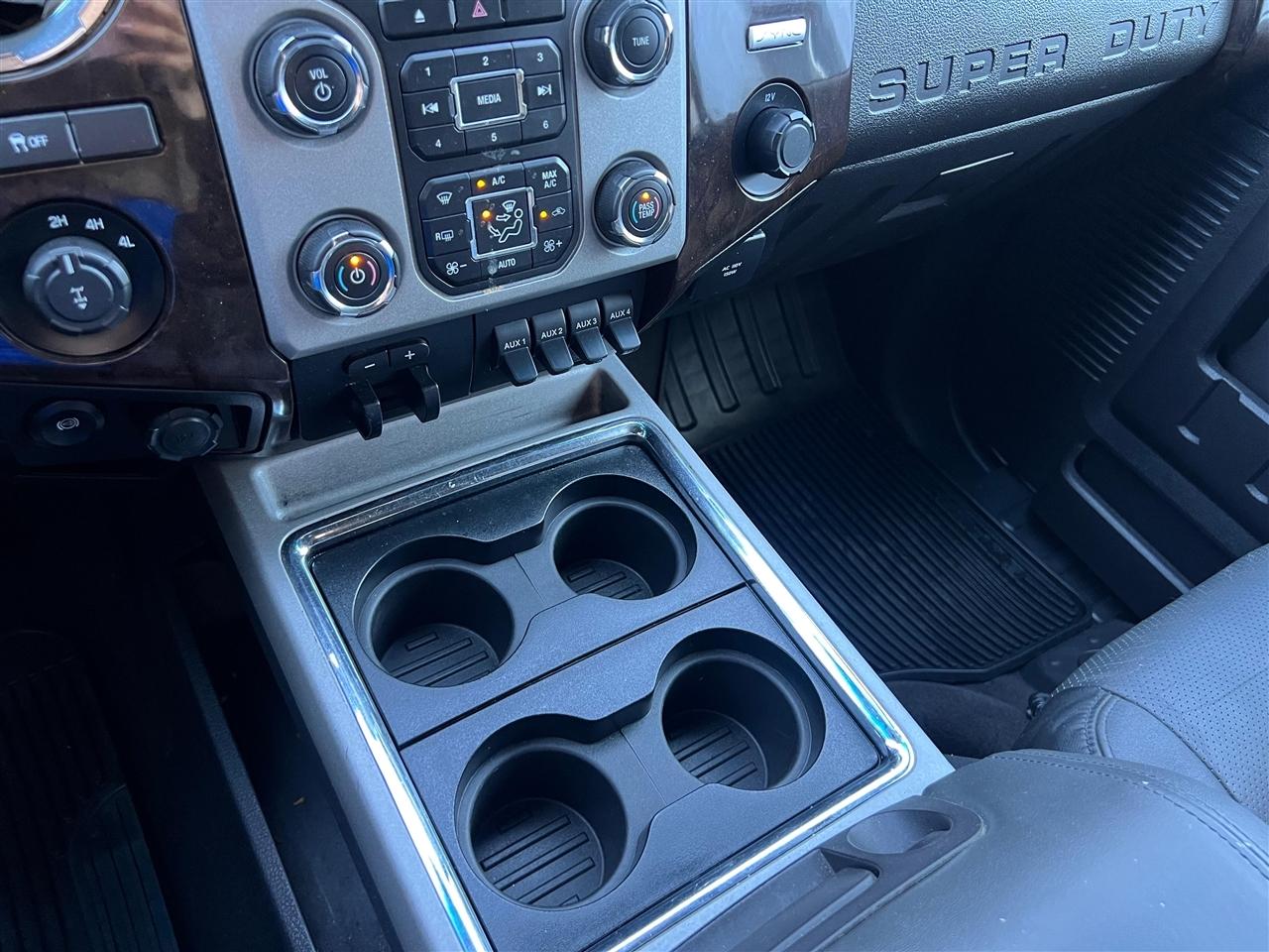 Ford F-250 SD Lariat Crew Cab 4WD 2016