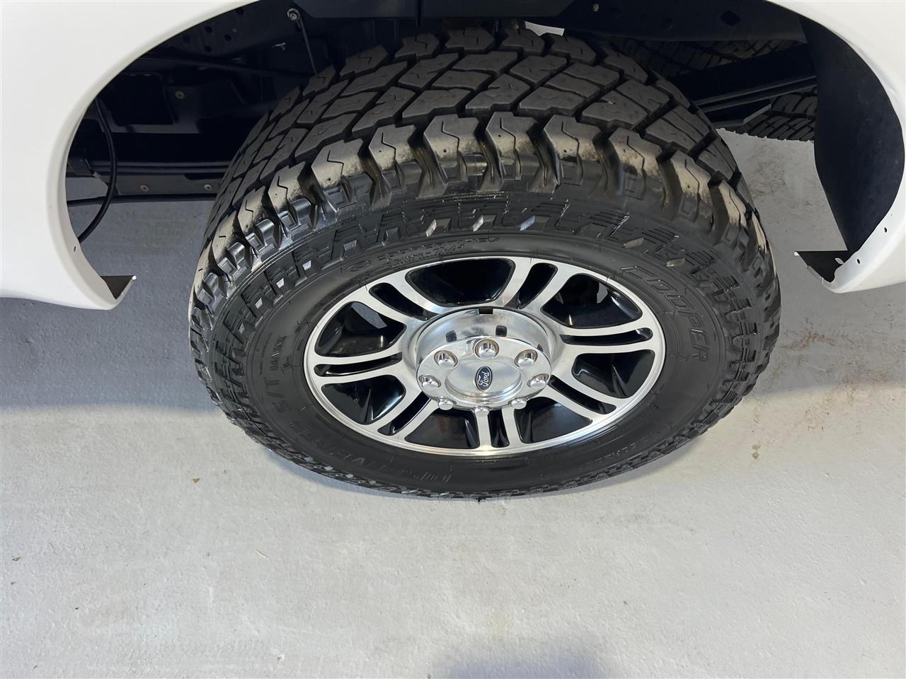 Ford F-250 SD Lariat Crew Cab 4WD 2016