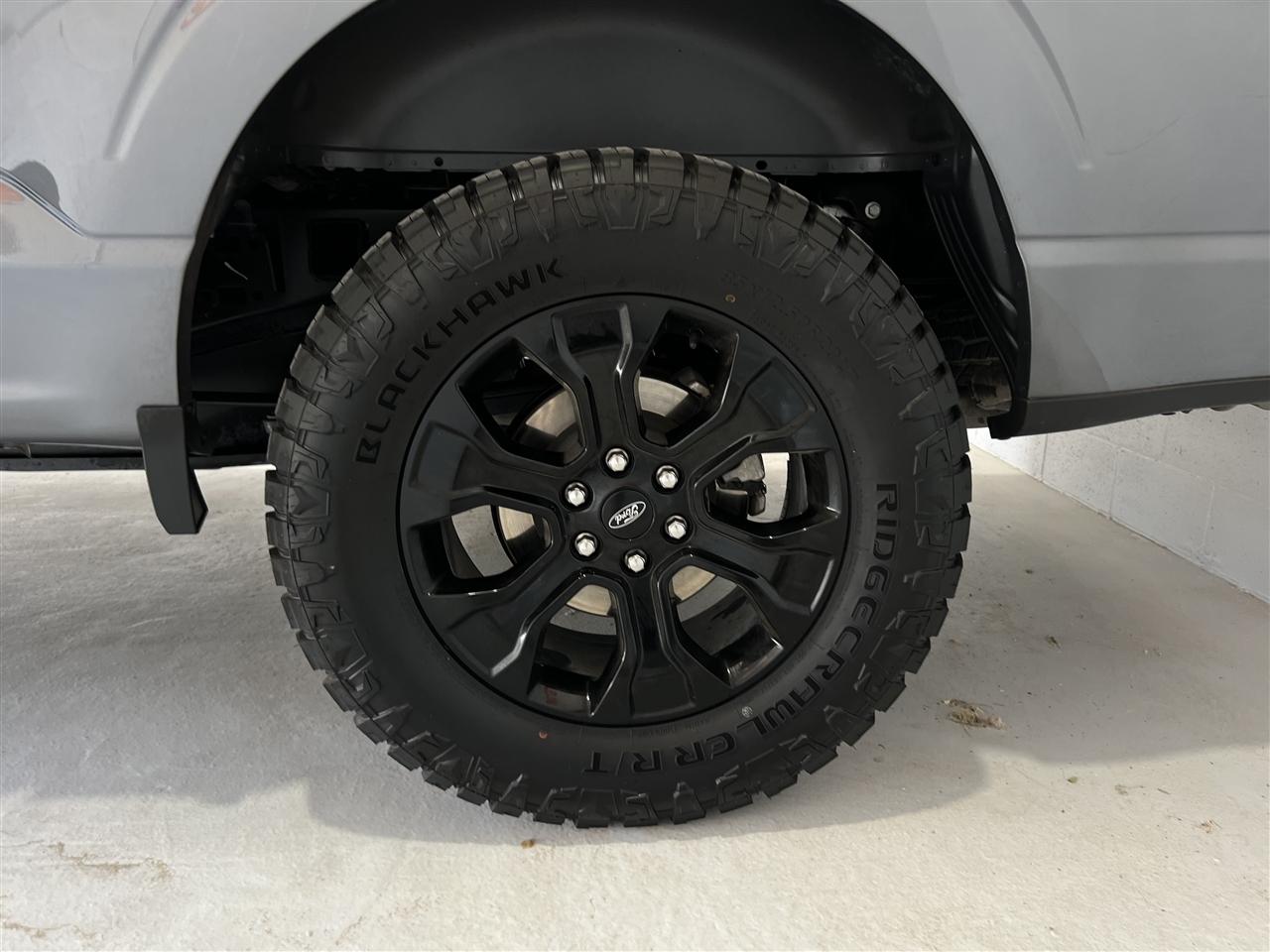 Ford F-150 XL SuperCrew 5.5-ft. Bed 4WD 2022