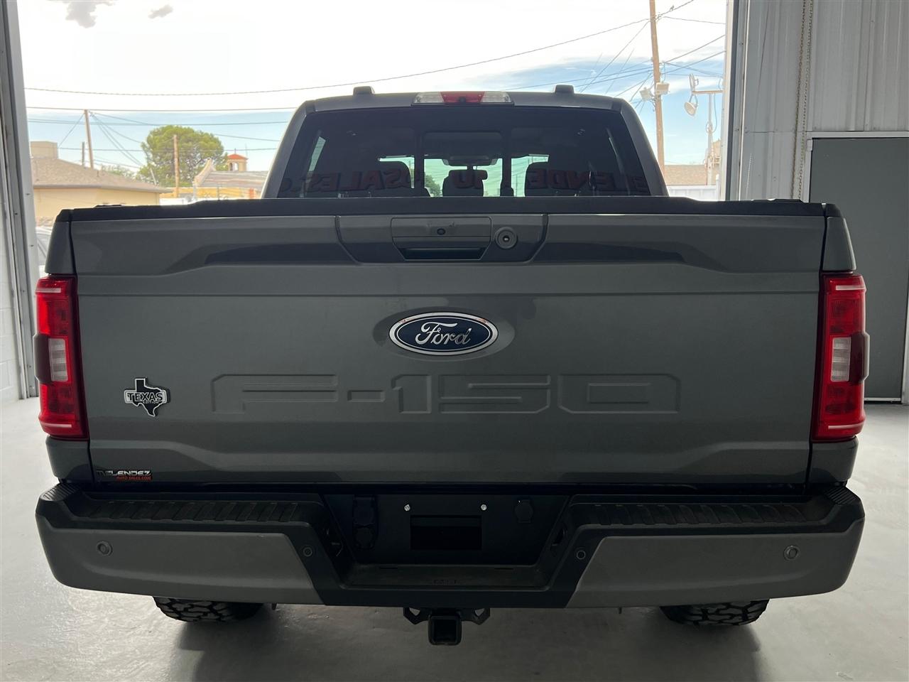 Ford F-150 XLT SuperCrew 5.5-ft. Bed 4WD 2022