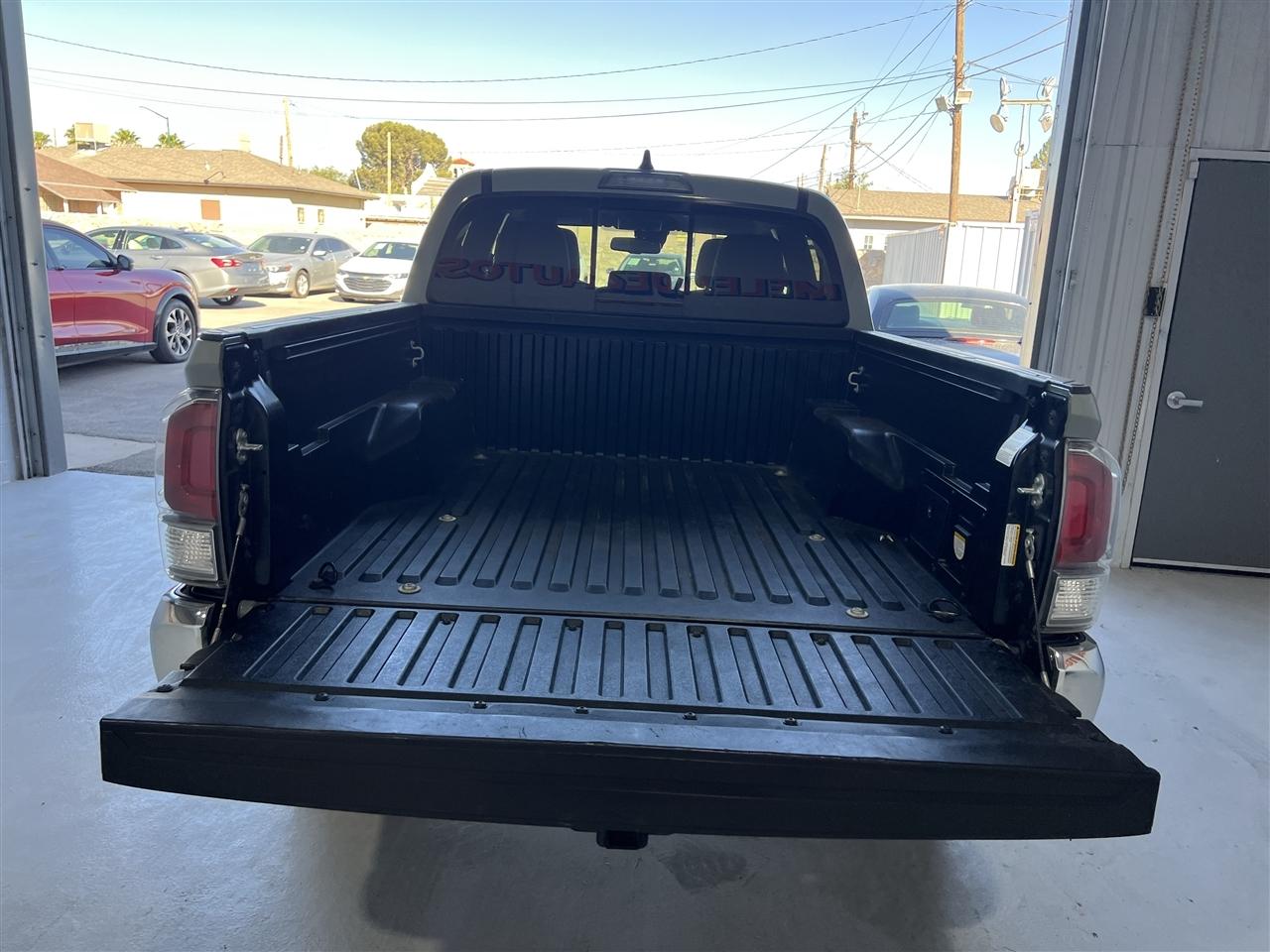 Toyota Tacoma SR5 Double Cab Long Bed V6 6AT 2WD 2022