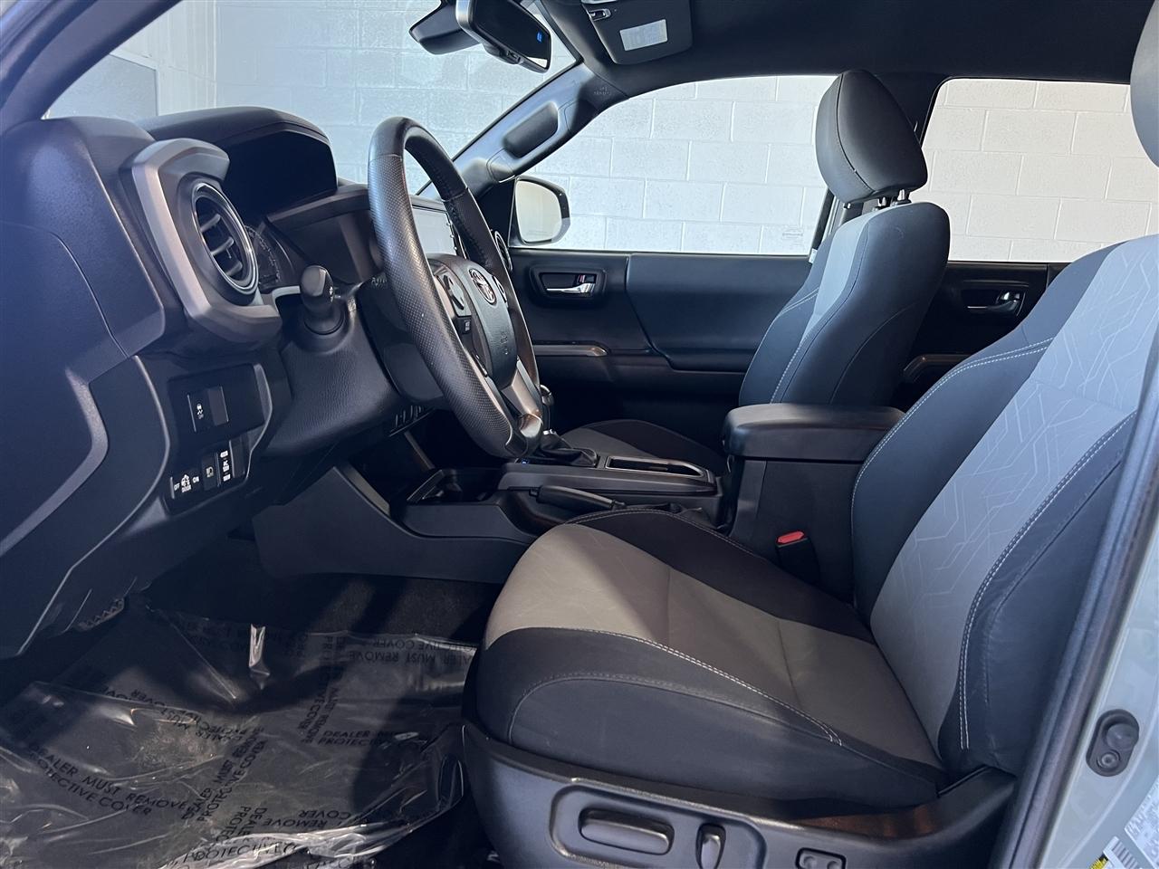 Toyota Tacoma SR5 Double Cab Long Bed V6 6AT 2WD 2022