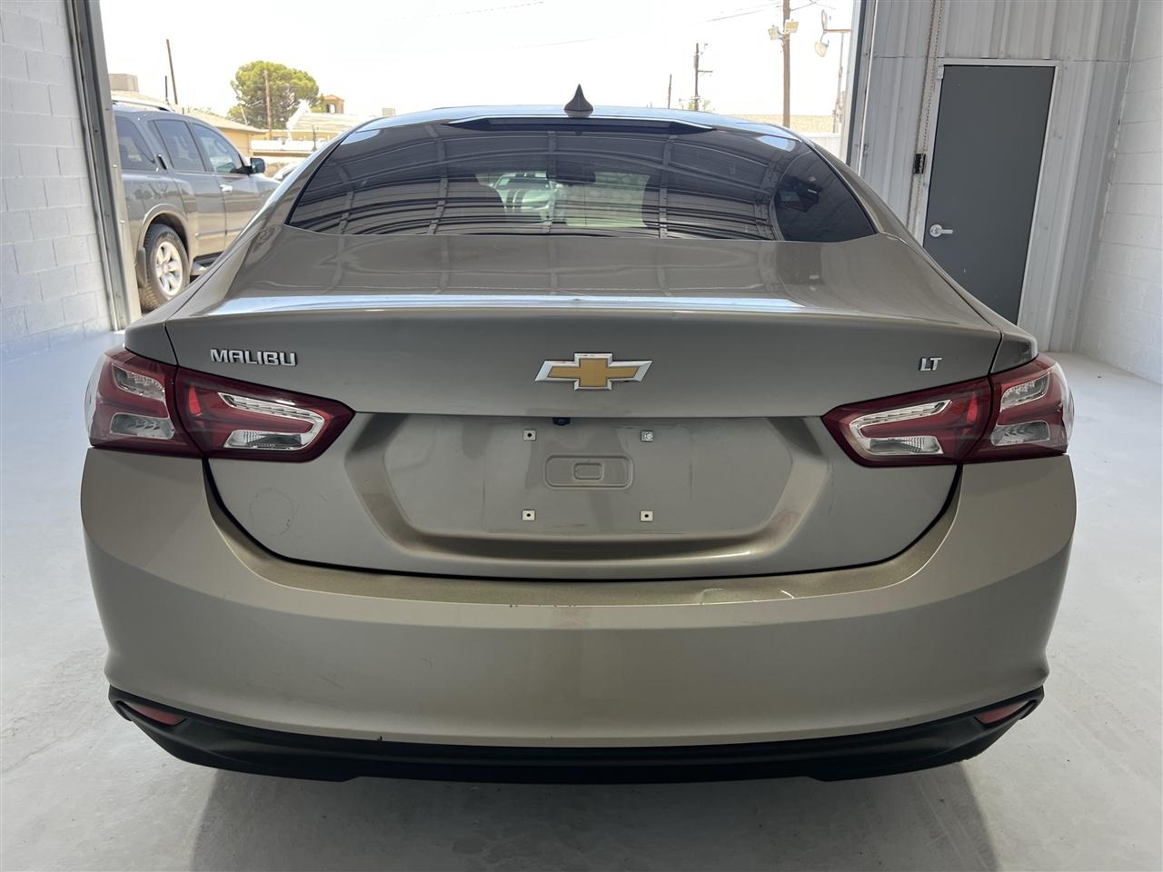 Chevrolet Malibu  2022
