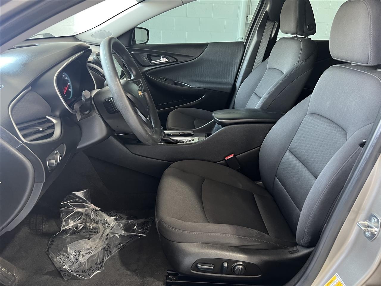 Chevrolet Malibu  2022
