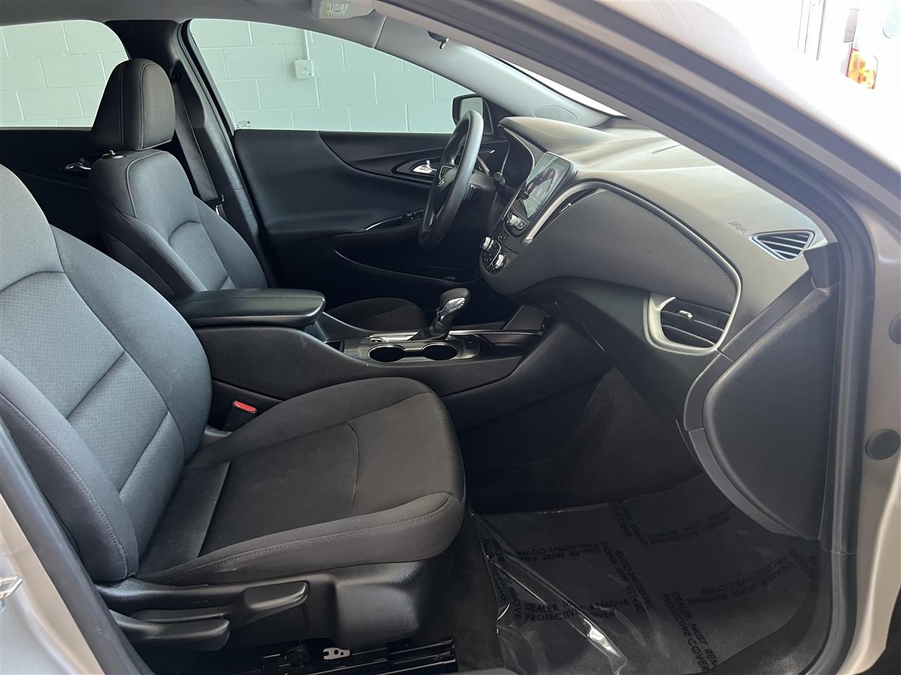 Chevrolet Malibu  2022