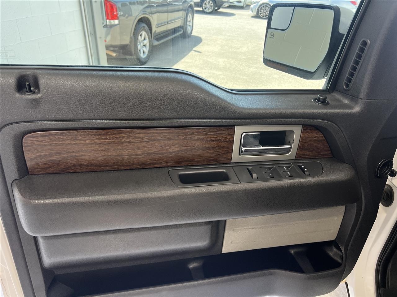 Ford F-150 XL SuperCrew 5.5-ft. Bed 4WD 2013