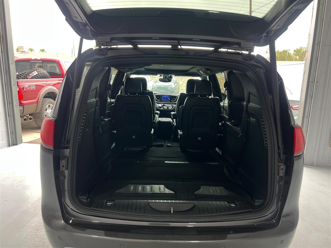 Chrysler Pacifica  2020