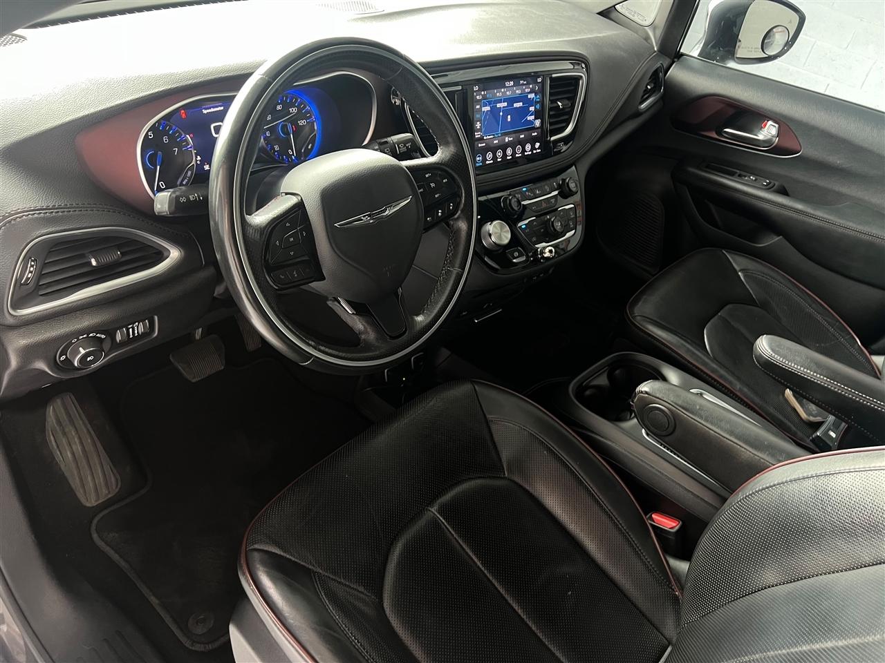 Chrysler Pacifica  2020