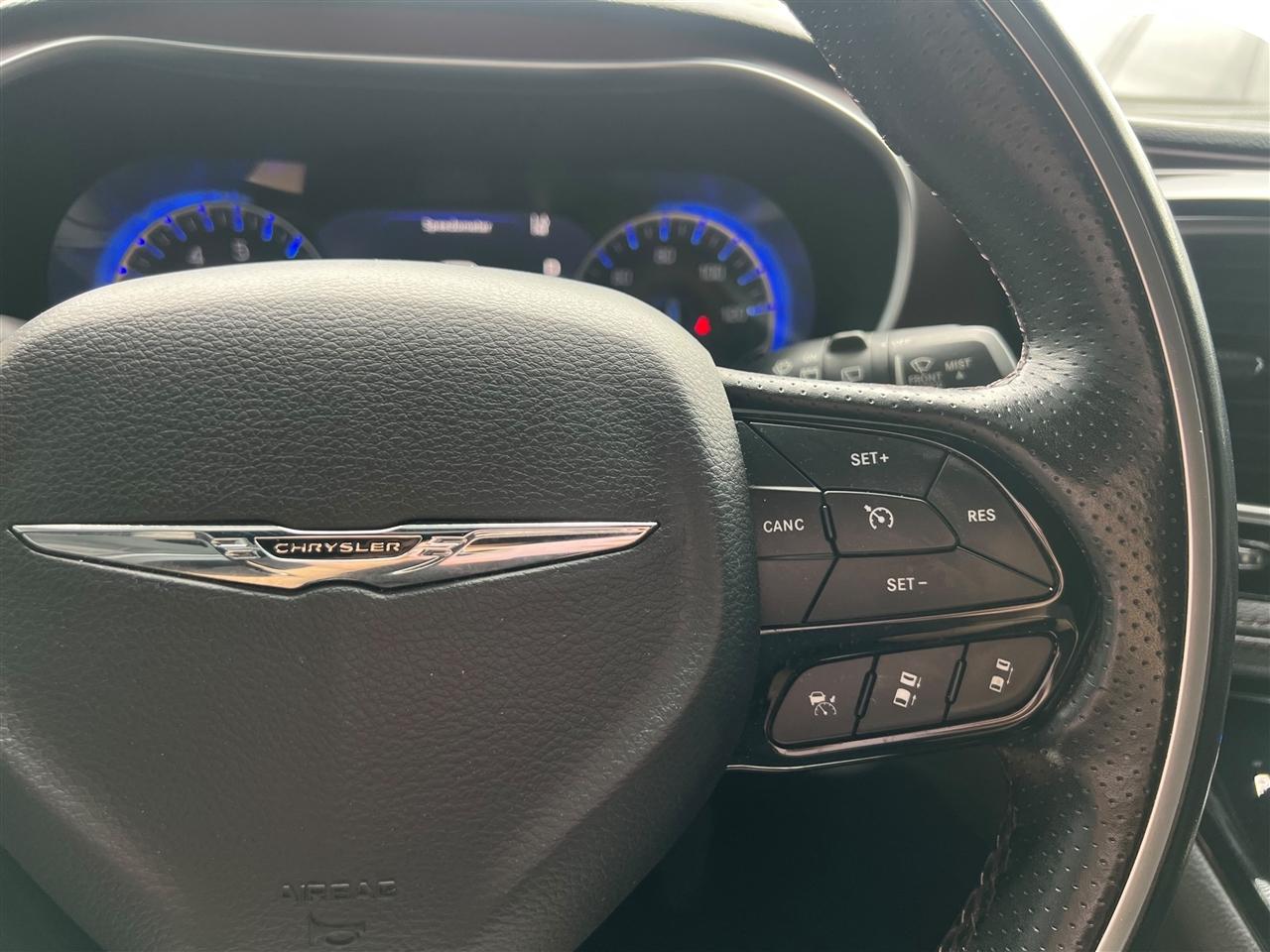 Chrysler Pacifica  2020