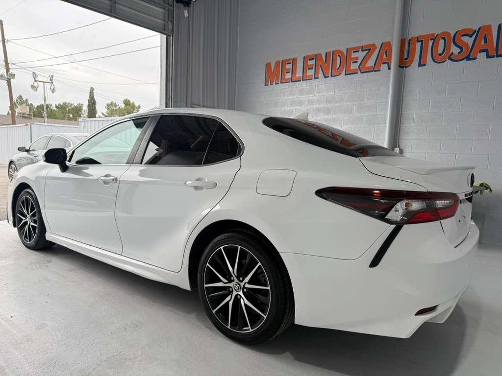 Toyota Camry SE Nightshade Edition 2021