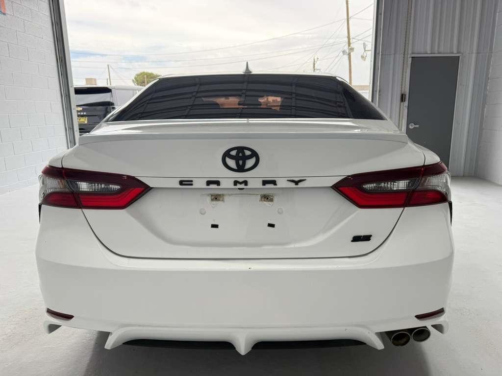 Toyota Camry SE Nightshade Edition 2021