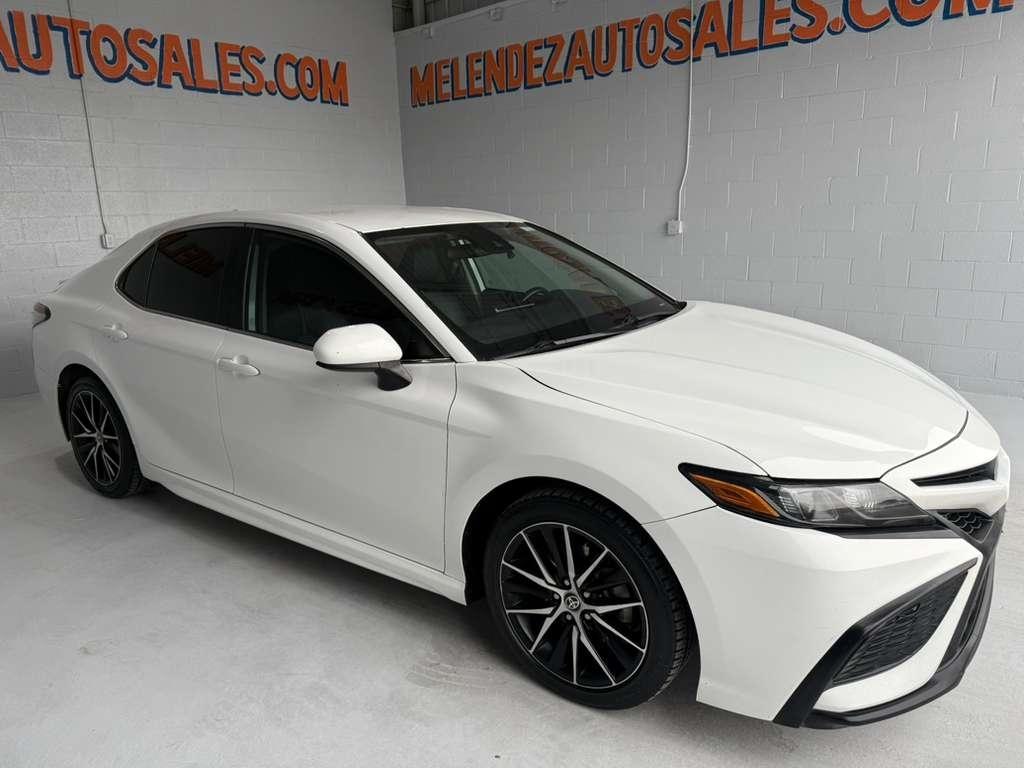 Toyota Camry SE Nightshade Edition 2021