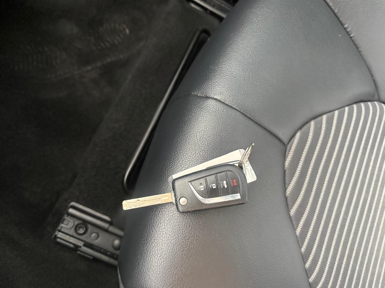 Toyota Camry SE Nightshade Edition 2021