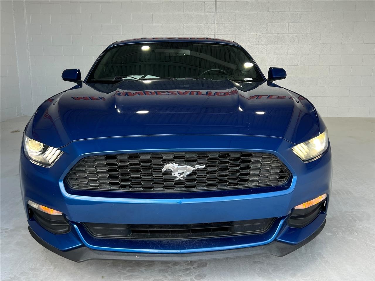 Ford Mustang V6 Coupe 2017