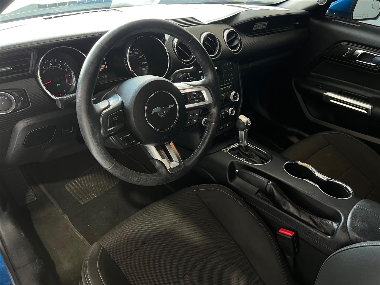 Ford Mustang V6 Coupe 2017