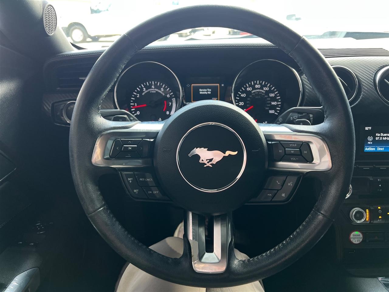 Ford Mustang V6 Coupe 2017