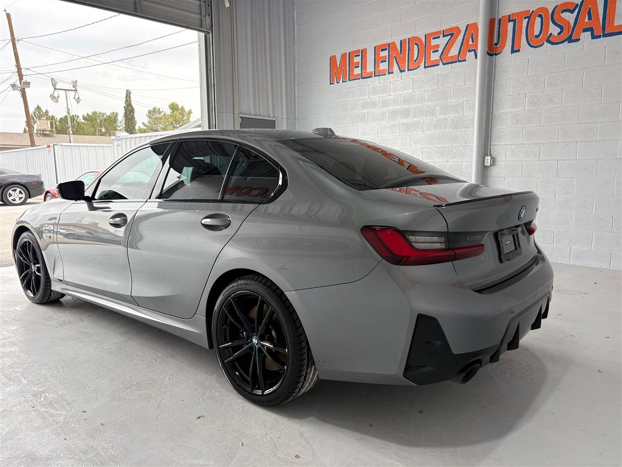 BMW 3-Series 330e 2023