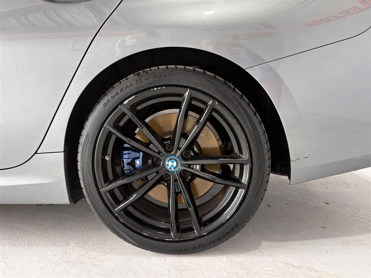 BMW 3-Series 330e 2023