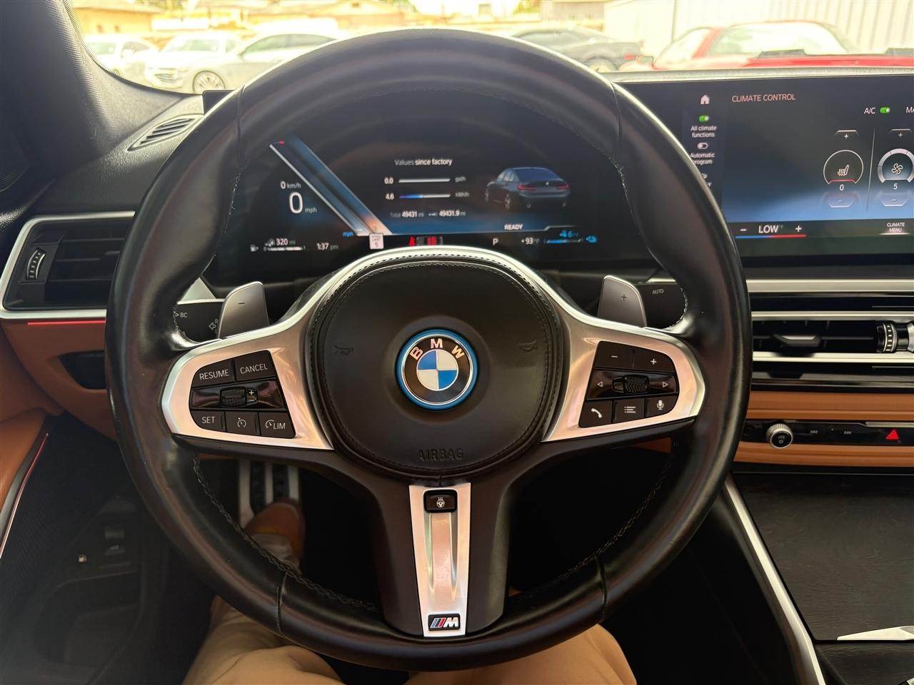 BMW 3-Series 330e 2023