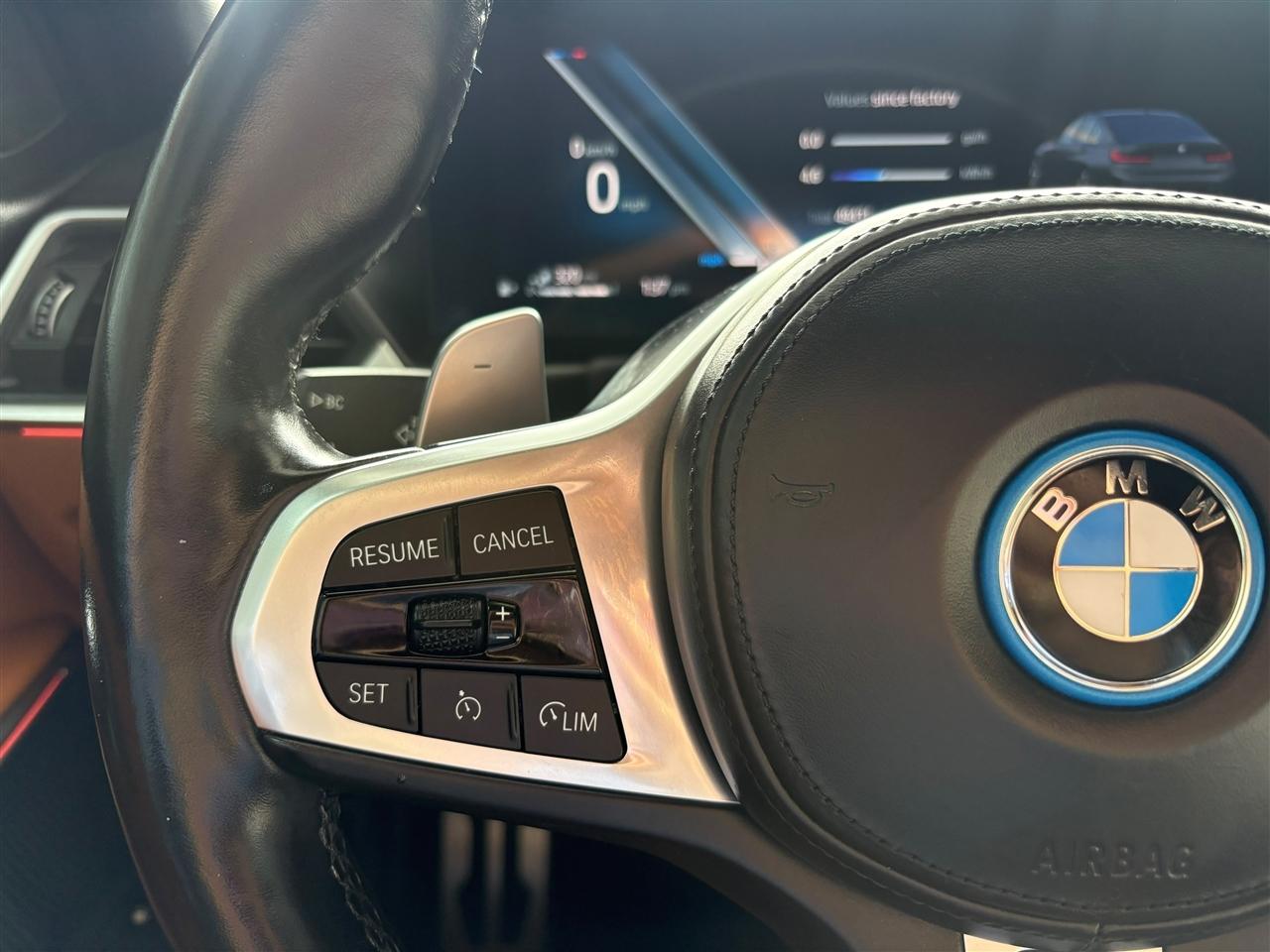BMW 3-Series 330e 2023