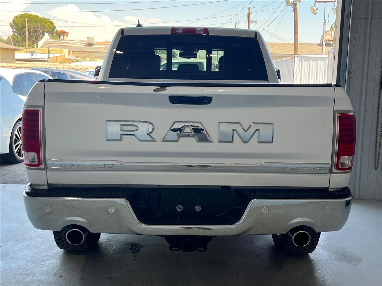 RAM 1500 Longhorn Crew Cab LWB 4WD 2016