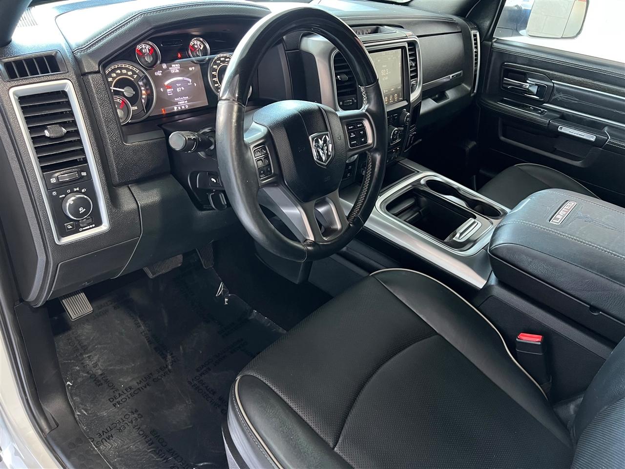 RAM 1500 Longhorn Crew Cab LWB 4WD 2016