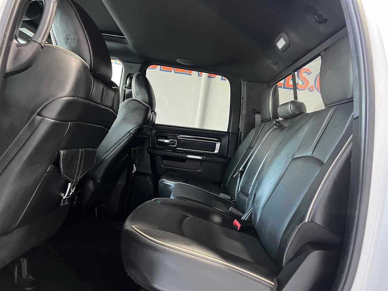 RAM 1500 Longhorn Crew Cab LWB 4WD 2016