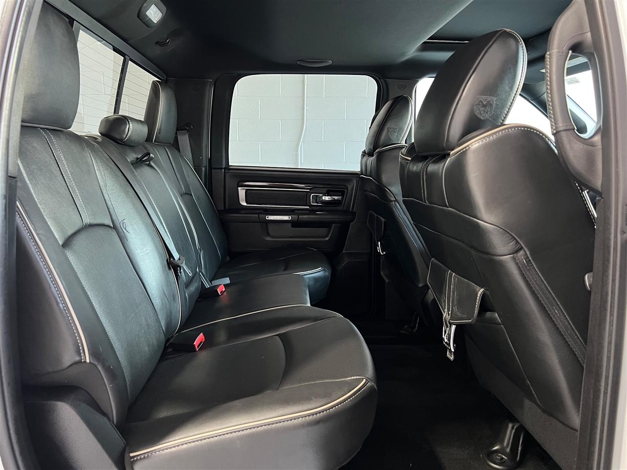RAM 1500 Longhorn Crew Cab LWB 4WD 2016