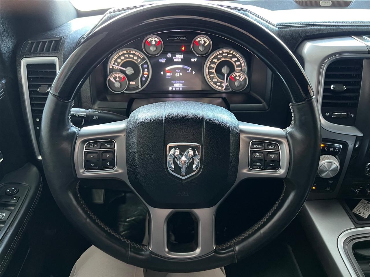 RAM 1500 Longhorn Crew Cab LWB 4WD 2016