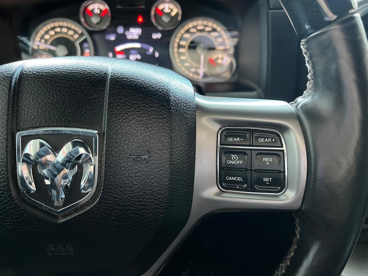 RAM 1500 Longhorn Crew Cab LWB 4WD 2016
