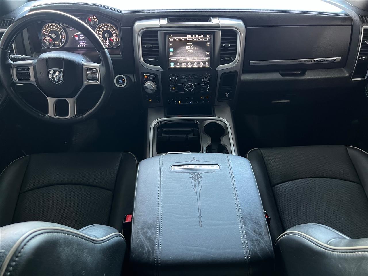 RAM 1500 Longhorn Crew Cab LWB 4WD 2016